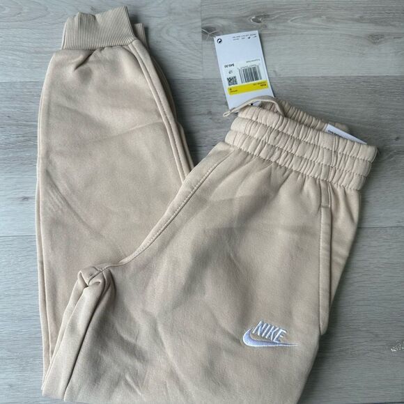 NIKE SPORTSWEAR CLUB FLEECE JOGGER PANTS‎ BEIGE SIZE Small NWT in packaging - Picture 5 of 6
